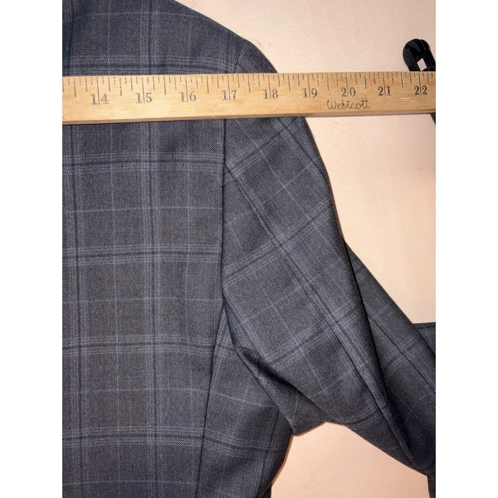 Brooks Brothers Regent Fit Gray Plaid Wool 2 Button Blazer Jacket Mens 38R